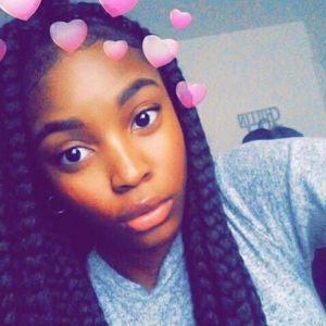 Meet your Posher, Queen-tia